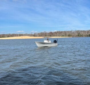 Boat fishing in Apalachicola